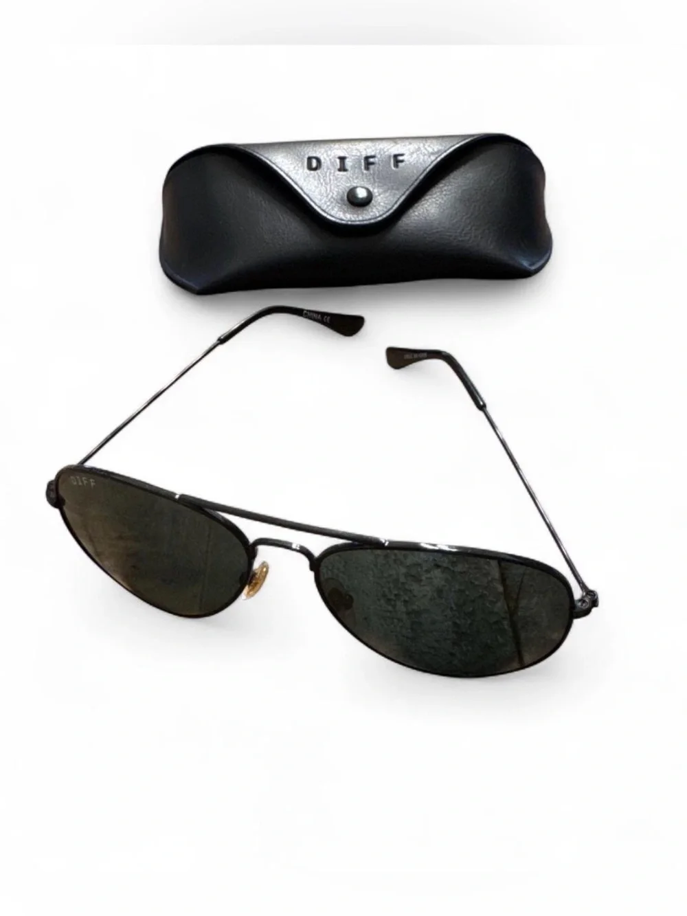 DIFF Eyewear Cruz Aviator Black Sunglasses Case included